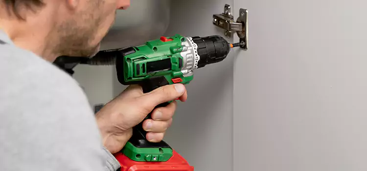Commercial Door Hinge Repair Thunder Bay