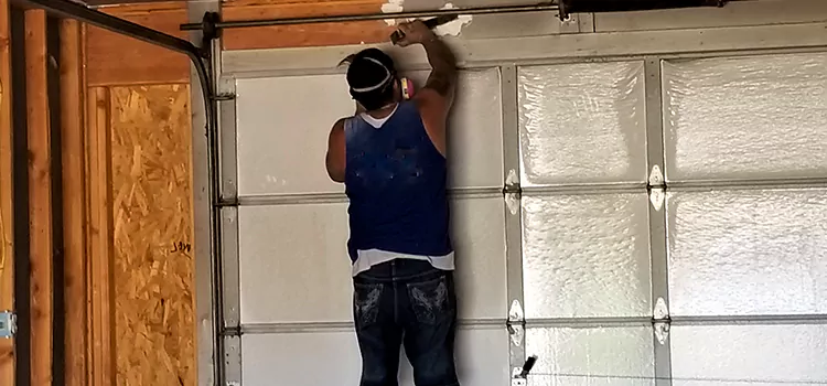 Specialized Garage Door Panel Solutions in Thunder Bay, ON
